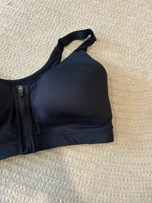 Old Navy sports bra  thumbnail 2