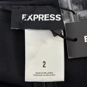 NWT Express Paperbag Solid Faux Leather Shorts Edgy Pleated Tie Waist Size 2 thumbnail 6