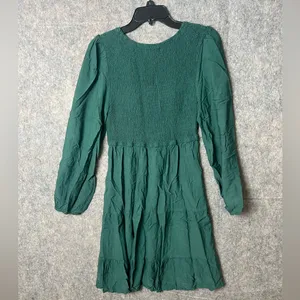 Zesica Woman’s Size Large tiered smocked mini Green‎ Long Sleeve Dress thumbnail 8