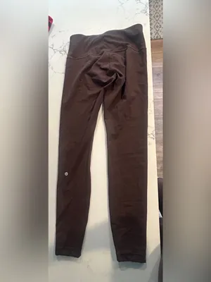 Lululemon High Rise Ribbed Active Leggings - Size 8 thumbnail 2