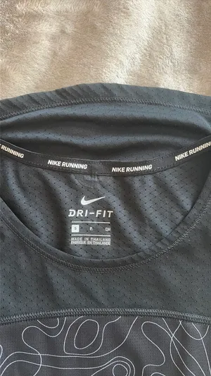 Nike Dri-Fit Tank thumbnail 5