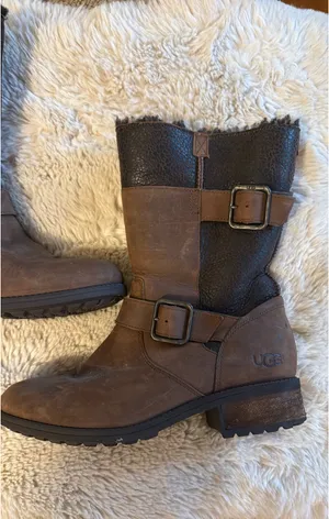Ugg zip up boots thumbnail 3