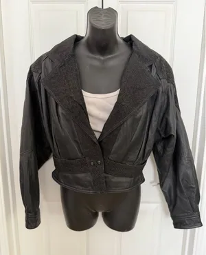 Byrnes & Baker black leather cropped jacket Size M thumbnail 1