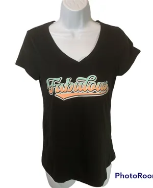 Juniors Short Sleeve Black T-Shirt Top Size Medium Fabulous Pre-Owned thumbnail 1