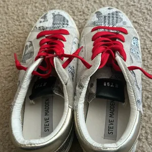 Steve Madden Sneakers thumbnail 3