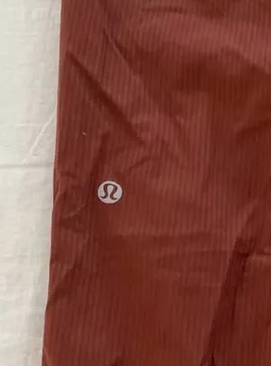 Lululemon thumbnail 4