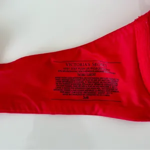 Victoria's Secret Red Push-Up Red Bra 34B thumbnail 4