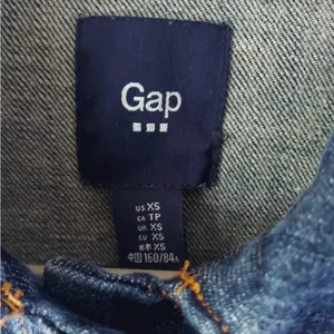 VTG GAP Denim Trucker Jacket XS Y2K festival bohemian cowgirl western country thumbnail 2