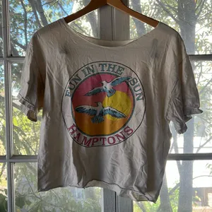 Brandy Melville Crop Top thumbnail 1