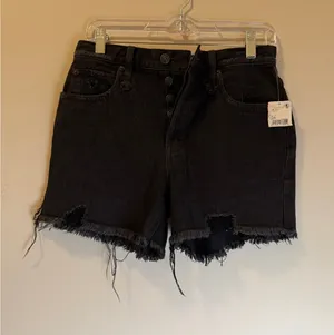 We The Free Free People Black Distressed High Rise Denim Shorts Size 26 NWT thumbnail 1