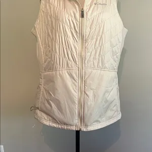 Columbia Women's Ivory Quilted Insulated Vest thumbnail 4