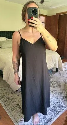 Uniqlo Black Midi Dress thumbnail 1
