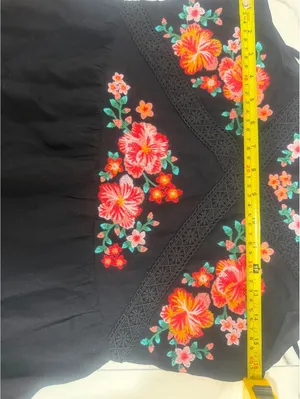 NWT Size M Black Floral Embroidered Maxi Dress 1.0 thumbnail 3