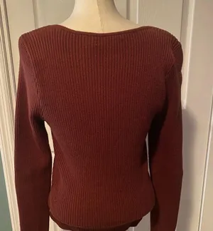 Abercrombie Long-Sleeve Sweetheart Sweater Bodysuit thumbnail 10