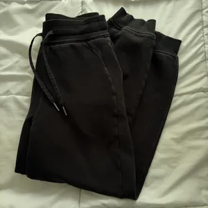 Lululemon Scuba High-Rise Joggers thumbnail 2
