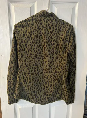 Old Navy leopard print jacket thumbnail 2
