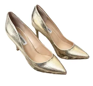 NWOT STEVE MADDEN Luiza Pumps Gold 6 thumbnail 1