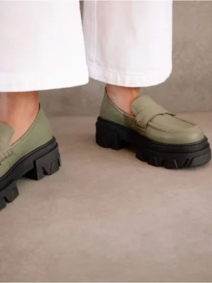Alohas Trailblazer Loafer - Dusty Olive Size 39 (8-8.5 Us) thumbnail 5