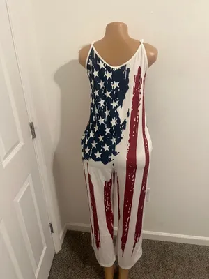 Show your style with this vibrant patriotic jumpsuit, featuring bold red, white, and blue colors. Perfect for any casual outing. thumbnail 6