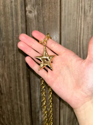 Gold Star Necklace thumbnail 3