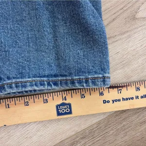 Old Navy Light Blue Distressed Ankle Jeans thumbnail 5