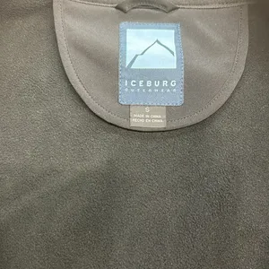 Iceburg Women’s Wind/Water‎ Resistant Vest Size Small Black EUC Lined Pockets thumbnail 9