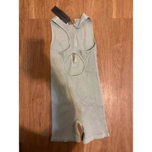 Vanquish Fitness Womens Ribbed Seamless Unitard Sage Green Back Cutout‎ Romper S thumbnail 5