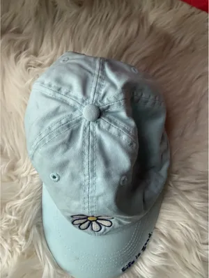 Light Blue Baseball Cap with Embroidered Daisy and 'Life is Good' Slogan thumbnail 5