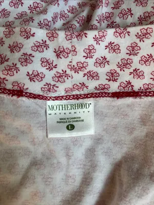 Motherhood Maternity Pink and White Printed Maternity Wrap Robe thumbnail 2