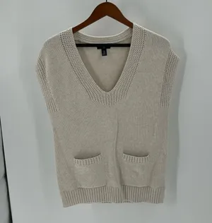 Gap sweater vest cream in color never worn NWOT oversized coastal grandma thumbnail 1