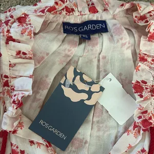 Ro's Garden NWT Red Floral Sofia Sleeveless Ruffle Short Dress **Size XS** 🌺🌺 thumbnail 8