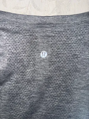 Lululemon Long Sleeve thumbnail 2