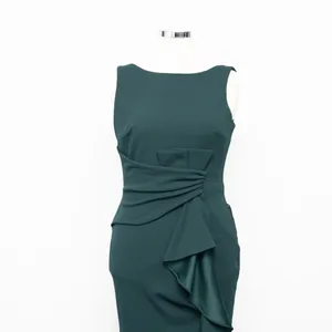 Betsy and Adam‎ Christine Scuba Crepe Ruffled Bow Gown thumbnail 11