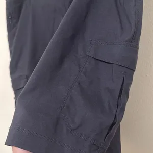 Duluth Dry on the fly 10” cargo black woman plus size 16 shorts thumbnail 4