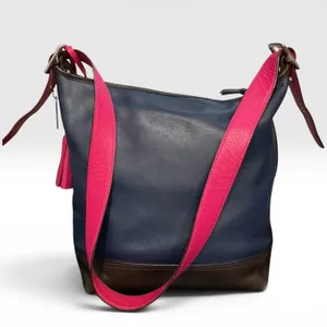Coach Legacy Leather Duffle Crossbody Bag 19845 Navy‎ Pink Colorblock Rare Strap thumbnail 6