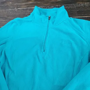 Women’s Medium The North Face Turquoise Polartec Fleece Pullover Jacket thumbnail 3