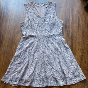 H & M lined lace dress size‎ large thumbnail 1