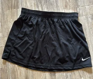 Women’s Nike lacrosse skirt  thumbnail 1