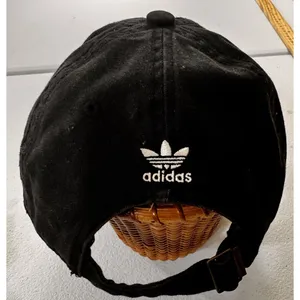 Y2K Adidas Originals Black and White Relaxed Strapback Hat 100% Cotton‎ 2016 thumbnail 2