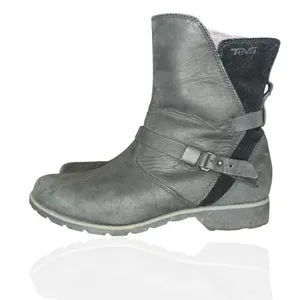Teva 9.5 De La Vina Dos Black Leather Suede Waterproof Zip Up Buckle Boots‎ thumbnail 3