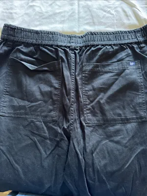 Gap Women’s Elastic Waist Black Cargo Jogger Pants thumbnail 6