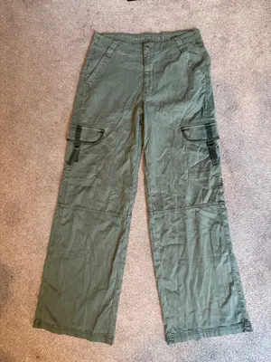 American Eagle Olive Green Super High Rise Baggy Wide Leg Pants‎ Size 6 thumbnail 2