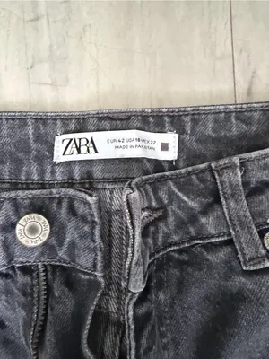 Zara Women’s Washed Black Relaxed Jeans thumbnail 4