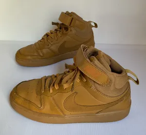 Nike Court Borough Mid 2 GS Wheat Brown High Top Sneakers 6Y Womens 7.5 thumbnail 1