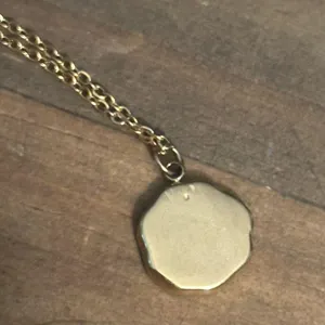 Gold tone SS enamel circle pendant with cross necklace thumbnail 4
