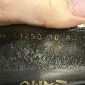 Salvatore Ferragamo Women's Black Courts size 10AA thumbnail 11