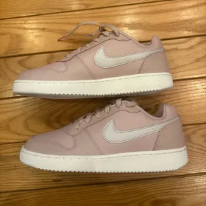 Nike Women's Ebernon Low Size 7.5 Sneakers in Dusty Pink New Without Tags thumbnail 4