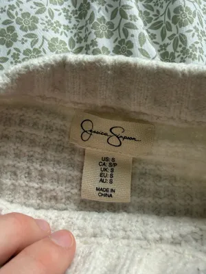 White sweater thumbnail 2
