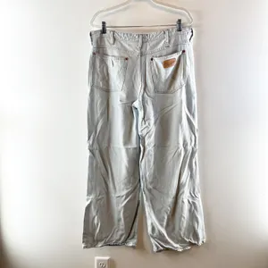 Wrangler Worldwide Mid Rise Wide Leg Jeans Light Wash Blue 32 / 14 thumbnail 6