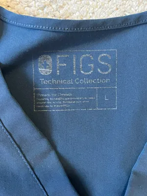 Figs Scrub Top thumbnail 2